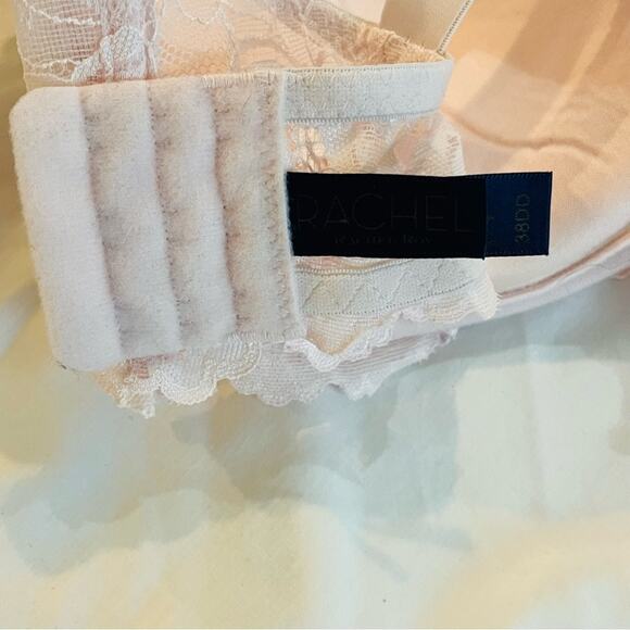 Rachel By Rachel Roy light pink lace padded bra 38DD gold tone accents6 - Picture 9 of 16